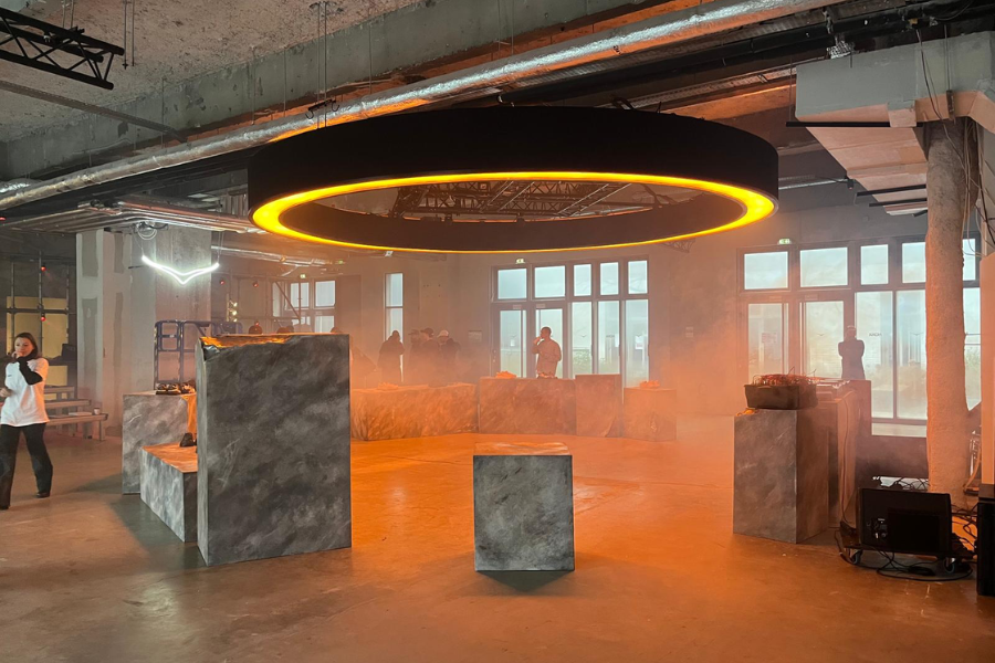 NEW HORIZONS SHOWROOM BY HOKA
