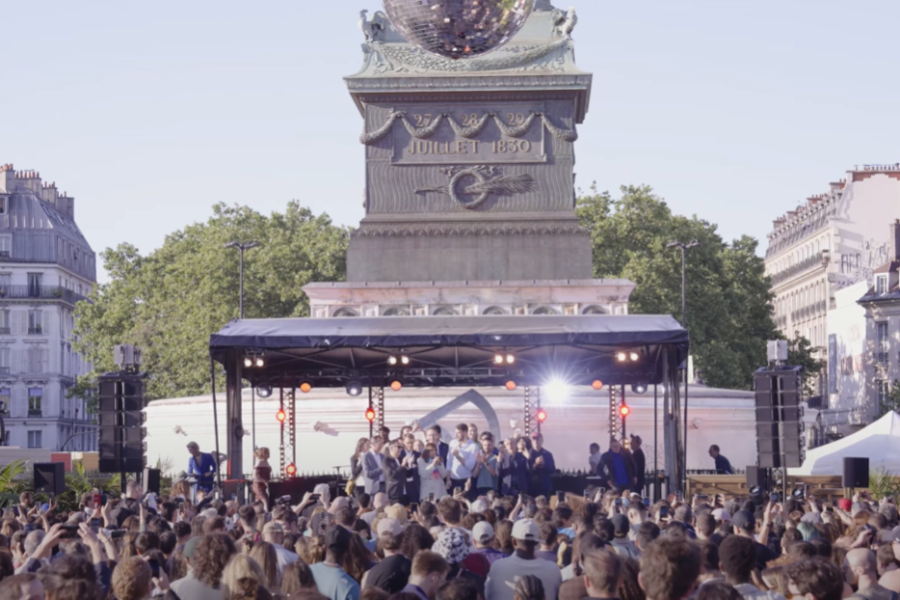 Bal de l’amour – Place de la Bastille