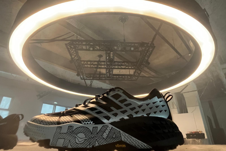 NEW HORIZONS SHOWROOM BY HOKA