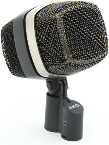 AKG d12